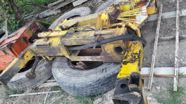 เครนติดหลังรถกระบะ 4ล้อเล็ก,6ล้อเล็ก  ยี่ห้อUNIC  CB10-12S  3ปลอก2ชัก ขายราคา 38,000 บาท