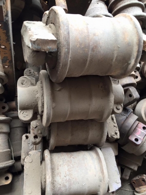 โรลเลอร์รถขุด IHI 190 เก่าญี่ปุ่น ราคา 2,000 บาท