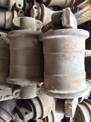 โรลเลอร์รถขุด IHI 190 เก่าญี่ปุ่น ราคา 2,000 บาท