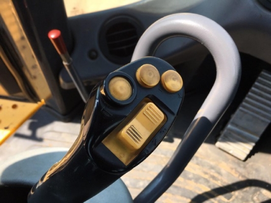 ขายรถตักล้อยาง KOMATSU WA600-6 รถนอกนำเข้าจากญี่ปุ่น สภาพสวยพร้อมใช้ มีVDOการทำงานครับ