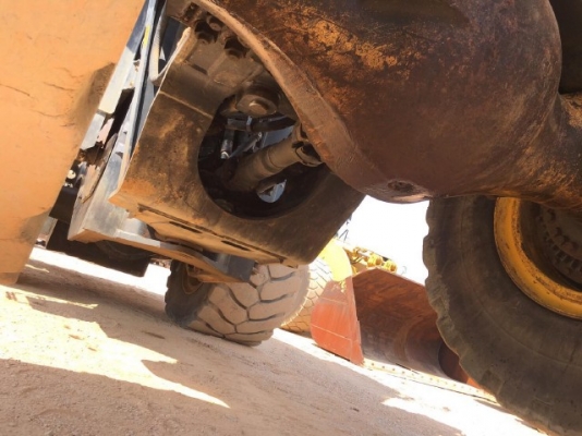 ขายรถตักล้อยาง KOMATSU WA600-6 รถนอกนำเข้าจากญี่ปุ่น สภาพสวยพร้อมใช้ มีVDOการทำงานครับ