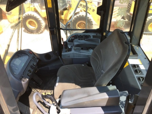 ขายรถตักล้อยาง KOMATSU WA600-6 รถนอกนำเข้าจากญี่ปุ่น สภาพสวยพร้อมใช้ มีVDOการทำงานครับ