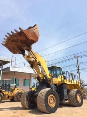 ขายรถตักล้อยาง KOMATSU WA600-6 รถนอกนำเข้าจากญี่ปุ่น สภาพสวยพร้อมใช้ มีVDOการทำงานครับ