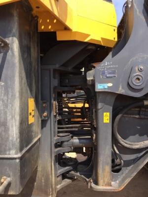 ขายรถตักล้อยาง KOMATSU WA600-6 รถนอกนำเข้าจากญี่ปุ่น สภาพสวยพร้อมใช้ มีVDOการทำงานครับ