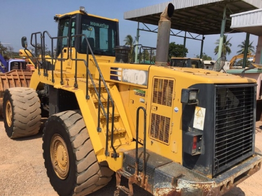 ขายรถตักล้อยาง KOMATSU WA600-6 รถนอกนำเข้าจากญี่ปุ่น สภาพสวยพร้อมใช้ มีVDOการทำงานครับ