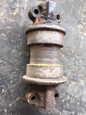 โรลเลอร์รถขุด SUMITOMO SH 120 เก่าญี่ปุ่น ราคา 2,000 บาท