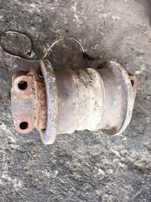 โรลเลอร์รถขุด KOBELCO SK 60-3 เก่าเช็คนอกญี่ปุ่น ราคา 2,000 บาท