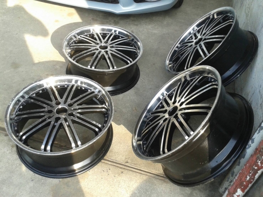 ขอบ20นิ้ว5รู114 ชุดนี้ ราคา 8000 บาท