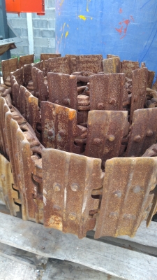 โซ่พร้อมใบแม็คโคร ใส่ PC60/ D2 หน้ากว้าง 30 ซม.