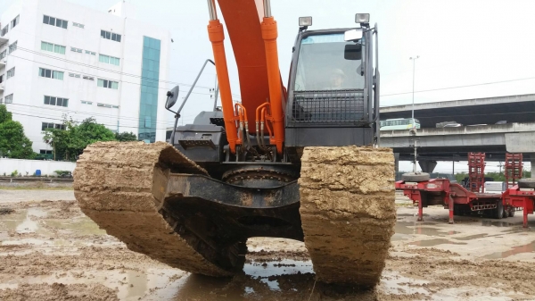 ขายรถแบคโฮ HITACHI ZX200-5G ใช้งาน 6,xxx ชม. สภาพเต็มทุกระบบ แรง ขายรถแบคโฮ HITACHI ZX200-5G ใช้งาน 6,xxx ชม. สภาพเต็มทุกระบบ แรง