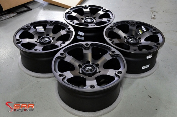FUEL BEAST 18X9 ET1 วงละ 11,000 บาท