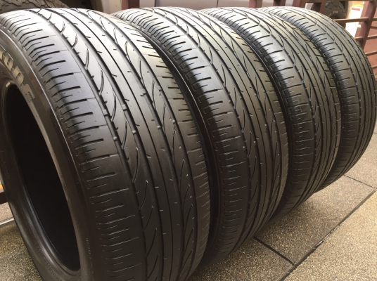 ยาง Bridgestone 265 60 18 ปลายปี13 ดอกเยอะ ใช้ยาว ราคาไม่แพง ยาง Bridgestone 265 60 18 ปลายปี13 ดอกเยอะ ใช้ยาว ราคาไม่แพง
