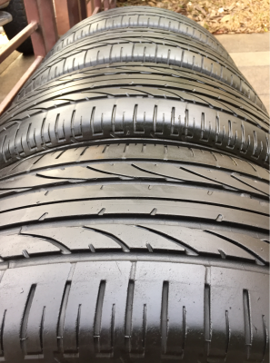ยาง Bridgestone 265 60 18 ปลายปี13 ดอกเยอะ ใช้ยาว ราคาไม่แพง ยาง Bridgestone 265 60 18 ปลายปี13 ดอกเยอะ ใช้ยาว ราคาไม่แพง