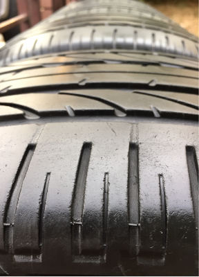 ยาง Bridgestone 265 60 18 ปลายปี13 ดอกเยอะ ใช้ยาว ราคาไม่แพง ยาง Bridgestone 265 60 18 ปลายปี13 ดอกเยอะ ใช้ยาว ราคาไม่แพง