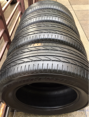 ยาง Bridgestone 265 60 18 ปลายปี13 ดอกเยอะ ใช้ยาว ราคาไม่แพง ยาง Bridgestone 265 60 18 ปลายปี13 ดอกเยอะ ใช้ยาว ราคาไม่แพง