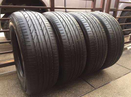ยาง Bridgestone 265 60 18 ปลายปี13 ดอกเยอะ ใช้ยาว ราคาไม่แพง ยาง Bridgestone 265 60 18 ปลายปี13 ดอกเยอะ ใช้ยาว ราคาไม่แพง