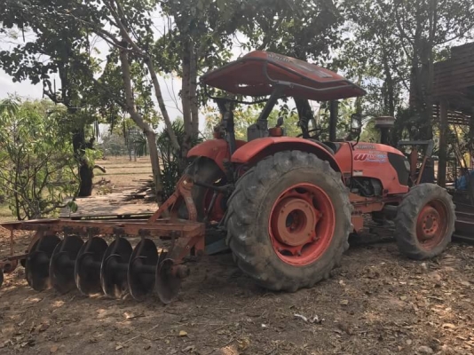 KUBOTA M7040 ราคา 395,000 บาท 3,500 ชม. เครื่องดี เกียร์ดี หางไม่ตก (ใบมีด หาง 7) เอกสารเล่มทะเบียน รถอยู่ จ.อุบลราชธานี โทร&ไอดีไลน์ KUBOTA M7040 ราคา 395,000 บาท 3,500 ชม. เครื่องดี เกียร์ดี หางไม่ตก (ใบมีด หาง 7) เอกสารเล่มทะเบียน รถอยู่ จ.อุบลราชธานี โทร&ไอดีไลน์