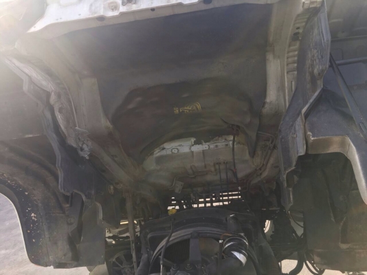 ขายสิบล้อหัวลาก Isuzu 270 แรง 2 เพลา ปี 45 พร้อมใช้งาน ทะเบียนพร้อม