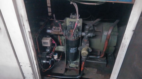 **ขายถูกๆปั้มลมมือสองจากญี่ปุ่น** MITSUI SEIKI 75แรง แบบสกรู ใช้งานน้อย สภาพดีครับ