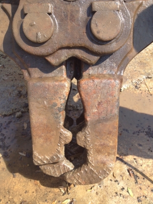 ขายด่วน หัวคลีบ ตัดปูน ตัดเหล็ก ใส่แบคโฮ ขายเพียง 95000 บาท