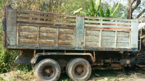 ขายเหมา 3 คัน ราคา 1,290,000 บาท 10 ล้อดั้ม 2 เพลา สโลว์กลาง HINO FM187 + FM176 + KT925 เครื่อง HO7D ขายเหมา 3 คัน ราคา 1,290,000 บาท 10 ล้อดั้ม 2 เพลา สโลว์กลาง HINO FM187 + FM176 + KT925 เครื่อง HO7D