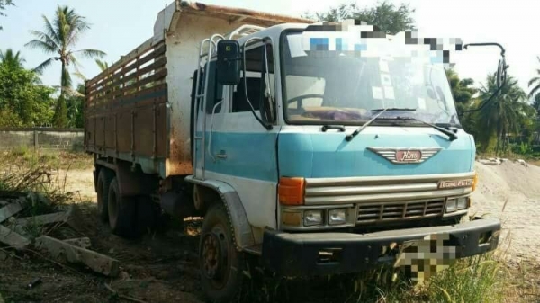 ขาย 455,000 HINO FM176 สองเพลา เครื่อง HO7D.195แรงสโลยก ดั้ม หัวบาง ยางดี คัดซีสวย. เอกสารเล่มทะเบีย