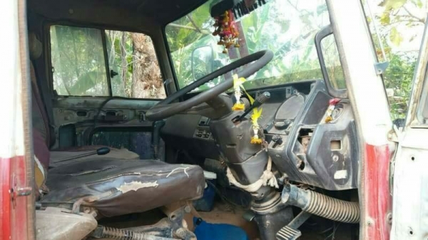 ขาย 445,000 HINO KT 925 วางเครื่องHO7D.195แรงสโลยก.ช่วงล่าง240 เพลาใหญ่ดั้ม หัวบาง ยางพอดี คัดซีสวย 