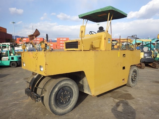 รถบดล้อยาง9ล้อ ยี่ห้อDynapac รุ่นCP20