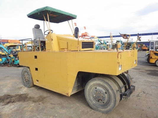 รถบดล้อยาง9ล้อ ยี่ห้อDynapac รุ่นCP20