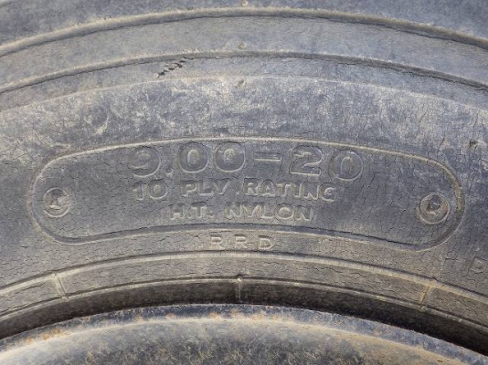 รถบดล้อยาง9ล้อ ยี่ห้อDynapac รุ่นCP20