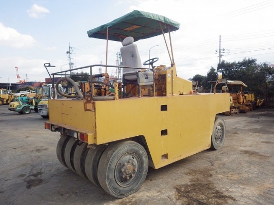 รถบดล้อยาง9ล้อ ยี่ห้อDynapac รุ่นCP20