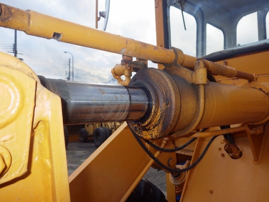 ขายรถตัก ยี่ห้อKomatsu รุ่นJH30B ขายรถตัก ยี่ห้อKomatsu รุ่นJH30B