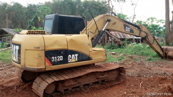 ขายรถแบคโฮ CAT 312 D ไมล์ 6000 ชม.ราคา 1250000 ขายรถแบคโฮ CAT 312 D ไมล์ 6000 ชม.ราคา 1250000