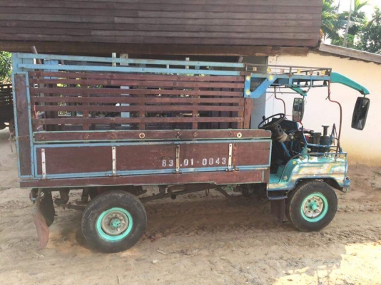 ขายด่วนอีแต๋นเครื่อง 18 แรง เกียร์ใหญ่ เพลาลอย เบรคลม ช่วงล่างใหญ่ บรรทุก 5 ตันสบาย รถพร้อมใช้งาน  ราคา 85000  สนใจ 084-5486359 สุชาติ