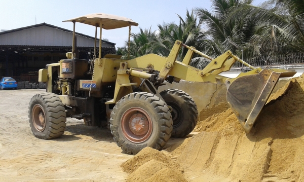 ขายรถตัก ตามสภาพ พร้อมทำงานรถใช้งานอยู่ครับ ขายรถตัก ตามสภาพ พร้อมทำงานรถใช้งานอยู่ครับ