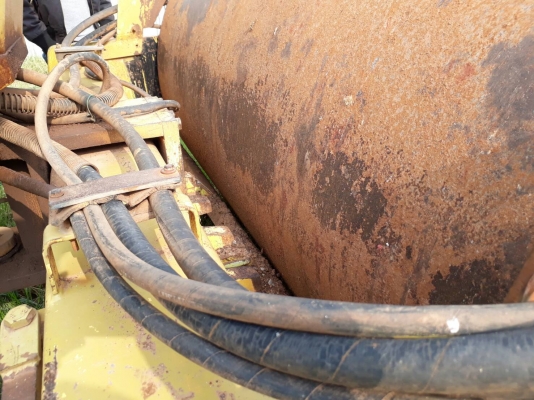 ขายด่วน รถบดBOMAG BW212 D-2 สั่นสะเทือน สองเพลา สภาพพร้อมใช้งาน เครื่อง ISUZU เครื่องปั้มดี สภาพยางสวย เอกสารเล่มทะเบียน