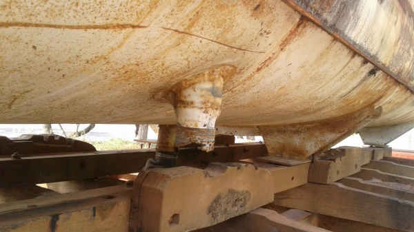 ถังน้ำใส่ 10 ล้อขนาด 12,000 ลิตร พึ่งถอดออกจากรถ