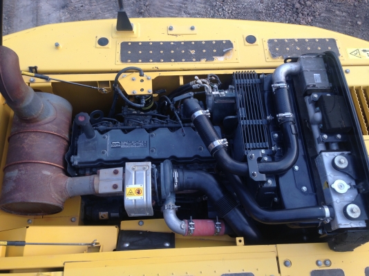 ขาย KOMATSU PC200-8 (7600 ชั่วโมง) สภาพสวยเดิมๆ ขอรูปเพิ่มได้ครับ รถสวยพร้อมใช้งาน สนใจติดต่อเจ้าของโดยตรง 081-4283210 ไอดีไลน์ Adul.14