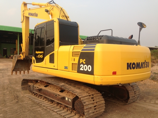 ขาย KOMATSU PC200-8 (7600 ชั่วโมง) สภาพสวยเดิมๆ ขอรูปเพิ่มได้ครับ รถสวยพร้อมใช้งาน สนใจติดต่อเจ้าของโดยตรง 081-4283210 ไอดีไลน์ Adul.14
