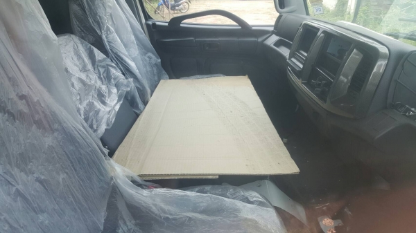 ขาย หัวเก๋ง HINO FC9J EURO 3 ไม่มีพวงมาลัย ไม่มีเรือนไมล์ และไม่มีสายไฟ