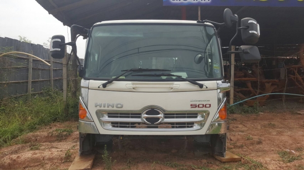 ขาย หัวเก๋ง HINO FC9J EURO 3 ไม่มีพวงมาลัย ไม่มีเรือนไมล์ และไม่มีสายไฟ