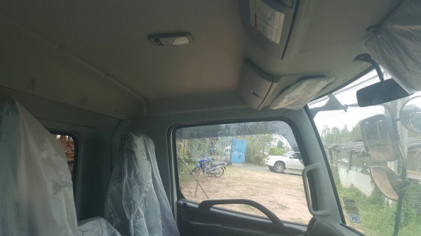 ขาย หัวเก๋ง HINO FC9J EURO 3 ไม่มีพวงมาลัย ไม่มีเรือนไมล์ และไม่มีสายไฟ