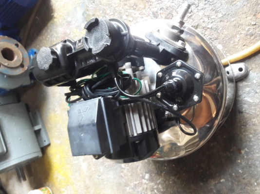 ขาย !! ปั้มน้ำถังอัตโนมัติ.มิตซู.ขนาด150w.ถังสเตนเลต.สภาพดี.พร้อมใช้