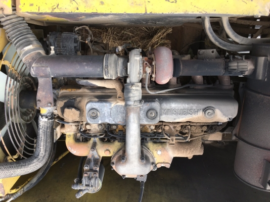 KOBELCO SK200 MARK 3 ราคา 555,000 บาท เครื่องดี ปั้มแรง โช่พอใช้ เอวแน่น ไฟฟ้าครบ จอขึ้น มอเตอร์เสีย เอกสารเล่มทะเบียน