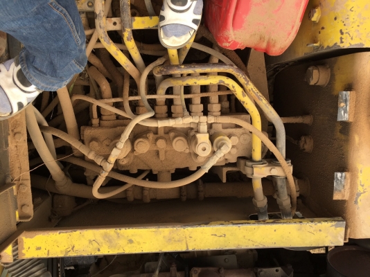 KOBELCO SK200 MARK 3 ราคา 555,000 บาท เครื่องดี ปั้มแรง โช่พอใช้ เอวแน่น ไฟฟ้าครบ จอขึ้น มอเตอร์เสีย เอกสารเล่มทะเบียน