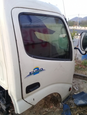 ขายหัวเก๋ง HINO DUTRO ตามสภาพ ราคา25000 สนใจ 083-4475799 ขายหัวเก๋ง HINO DUTRO ตามสภาพ ราคา25000 สนใจ 083-4475799