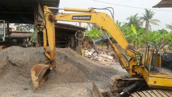 Komatsu Pc30-1
