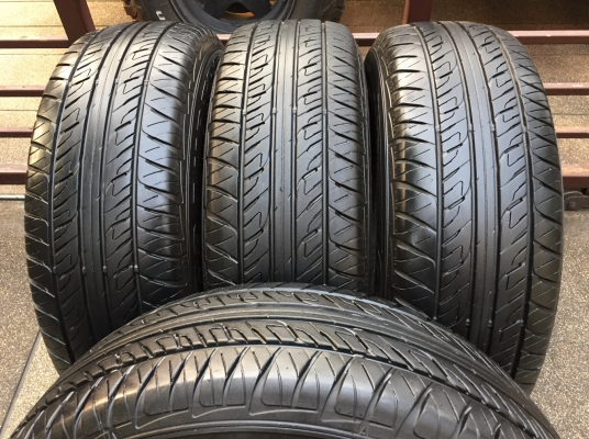 ยาง Dunlop 245 70 16 ปี15 เนื้อนิ่มๆ ดอกเต็ม ใช้ยาว ราคาไม่แพง