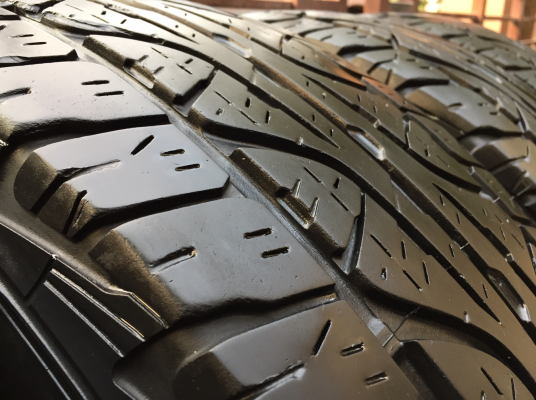 ยาง All Dunlop 265 70 16 ดอกเยอะ พร้อมใช้งาน ราคาไม่แพง ยาง All Dunlop 265 70 16 ดอกเยอะ พร้อมใช้งาน ราคาไม่แพง