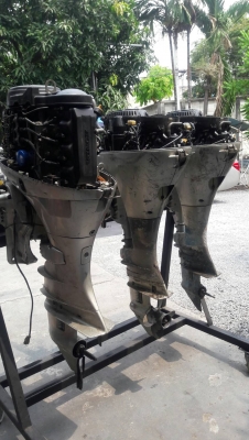 ขายเหมาเครื่องเรือ HONDA 20 , 20, 40  เครื่อง FOUR